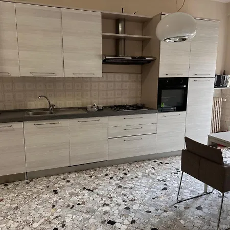 House Station * Барі